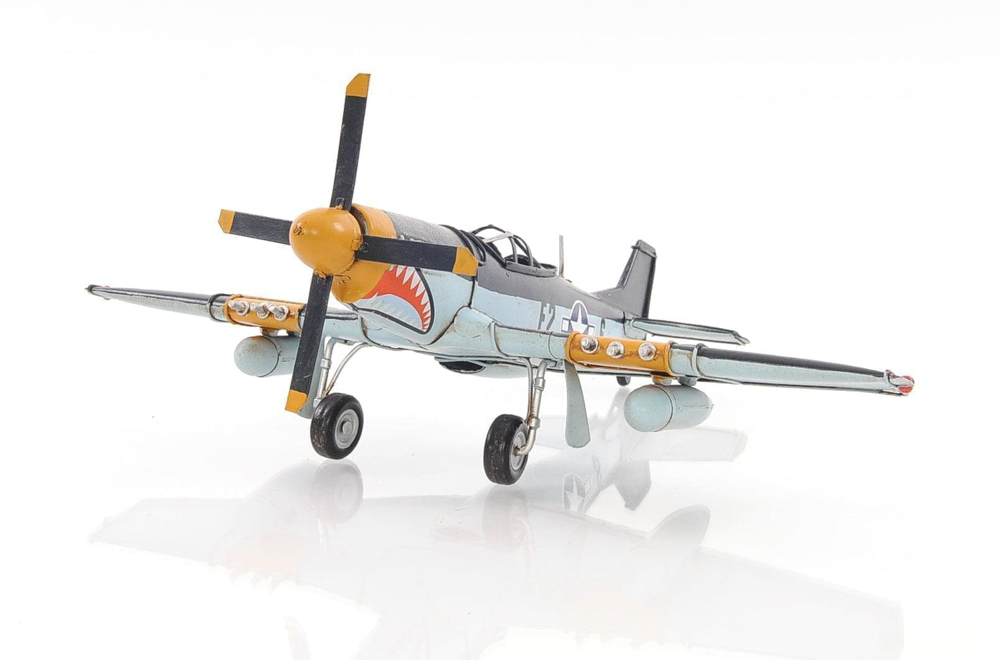 ALDO Creative Arts Collectibles Scale Model Airplane U.S. Air Force P-51 Mustang WWII Fighter Deck Top Metal Model