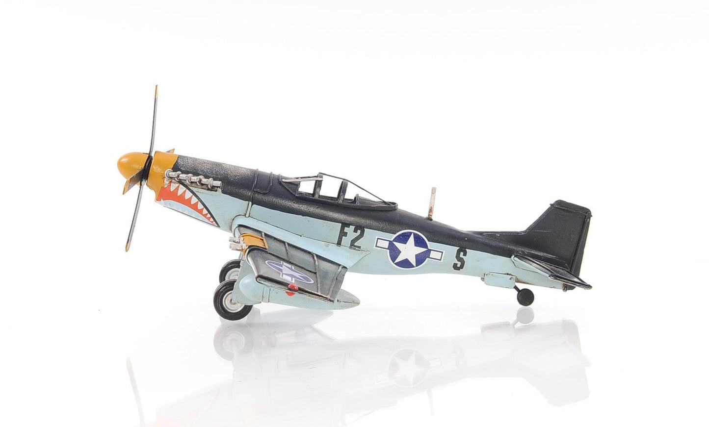 ALDO Creative Arts Collectibles Scale Model Airplane U.S. Air Force P-51 Mustang WWII Fighter Deck Top Metal Model