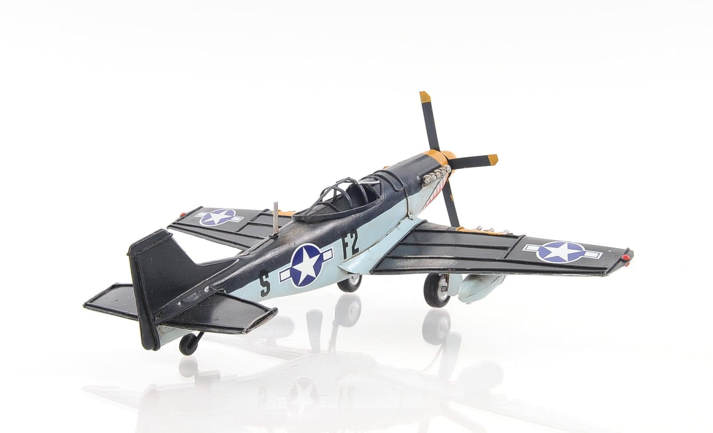 ALDO Creative Arts Collectibles Scale Model Airplane U.S. Air Force P-51 Mustang WWII Fighter Deck Top Metal Model