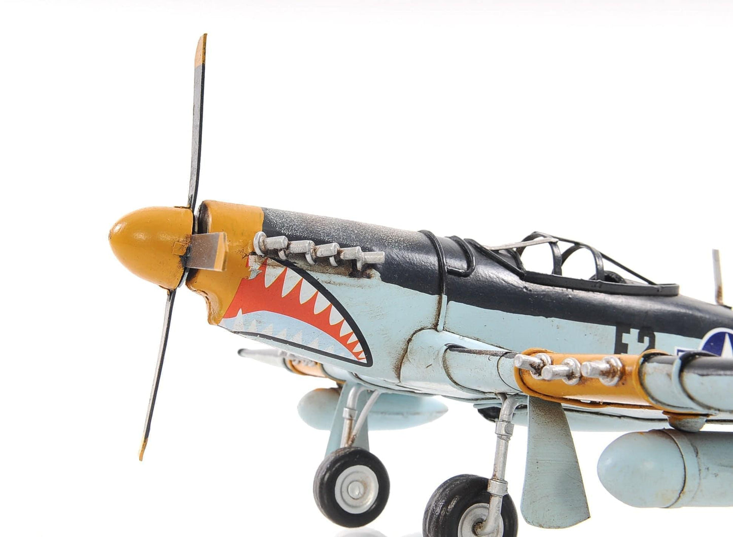 ALDO Creative Arts Collectibles Scale Model Airplane U.S. Air Force P-51 Mustang WWII Fighter Deck Top Metal Model