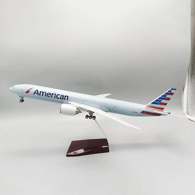 ALDO Creative Arts Collectibles Scale Model American Airlines Boeing 777 B777 Model Aircraft With Landing Gears and LED Lights