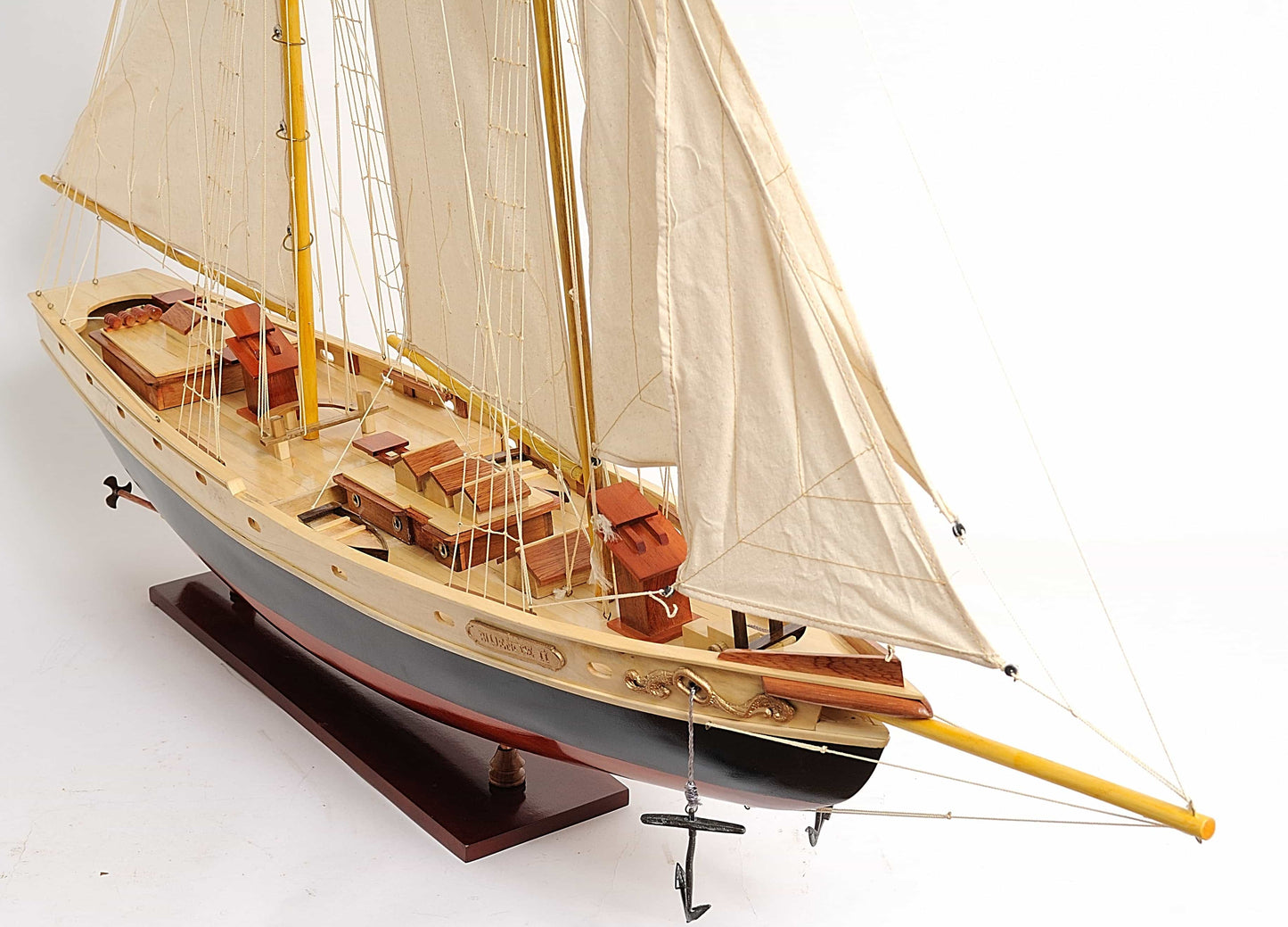 ALDO Creative Arts Collectibles Scale Model Bluenose II Painted Racing Yacht Sailboat Medium Wood Model Ship