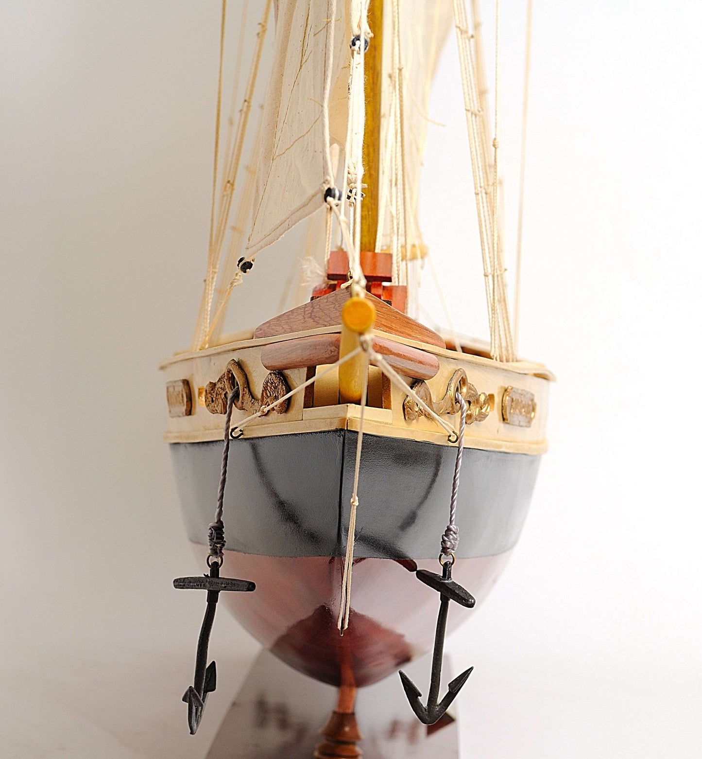 ALDO Creative Arts Collectibles Scale Model Bluenose II Painted Racing Yacht Sailboat Medium Wood Model Ship