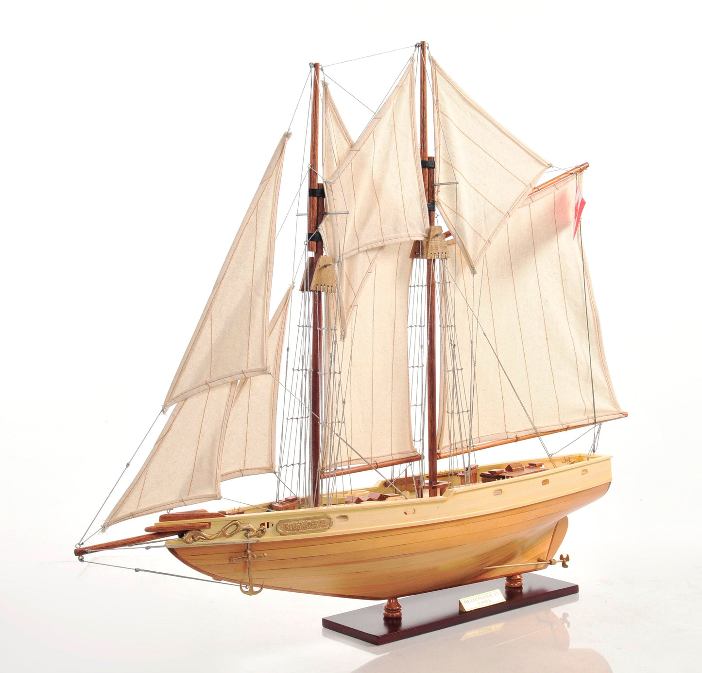 ALDO Creative Arts Collectibles Scale Model Bluenose II Racing Yacht Sailboat Small Wood Model Assembled