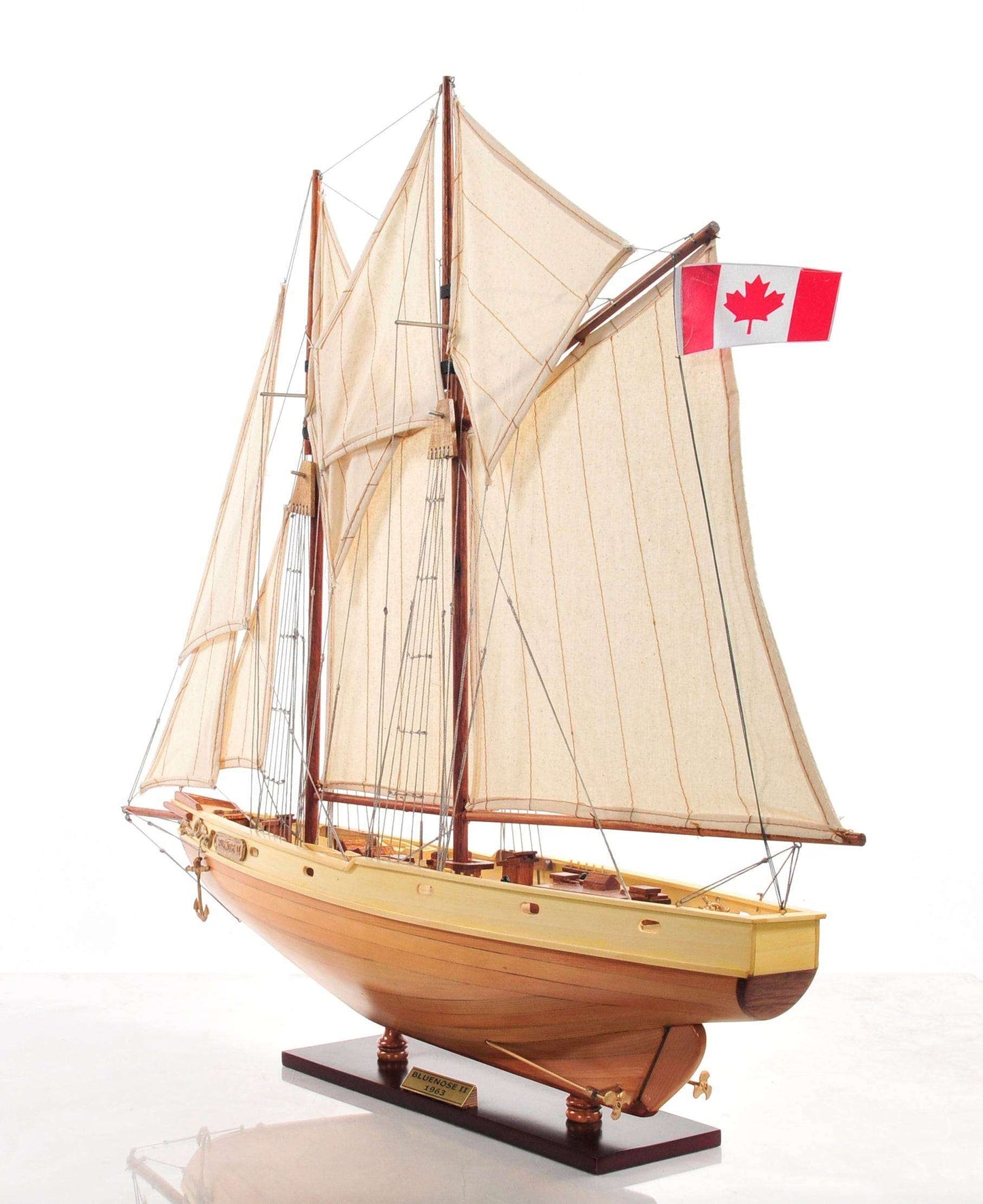 ALDO Creative Arts Collectibles Scale Model Bluenose II Racing Yacht Sailboat Small Wood Model Assembled