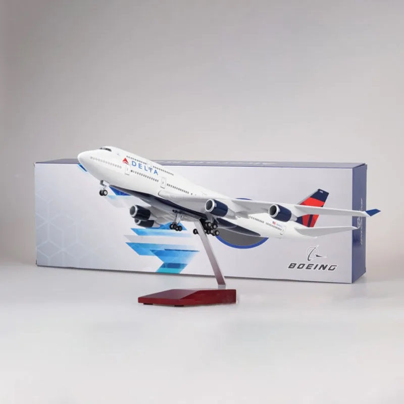 ALDO Creative Arts Collectibles Scale Model Delta Airlines Boeing 747 B747 Model Aircraft With Landing Gears and LED Lights