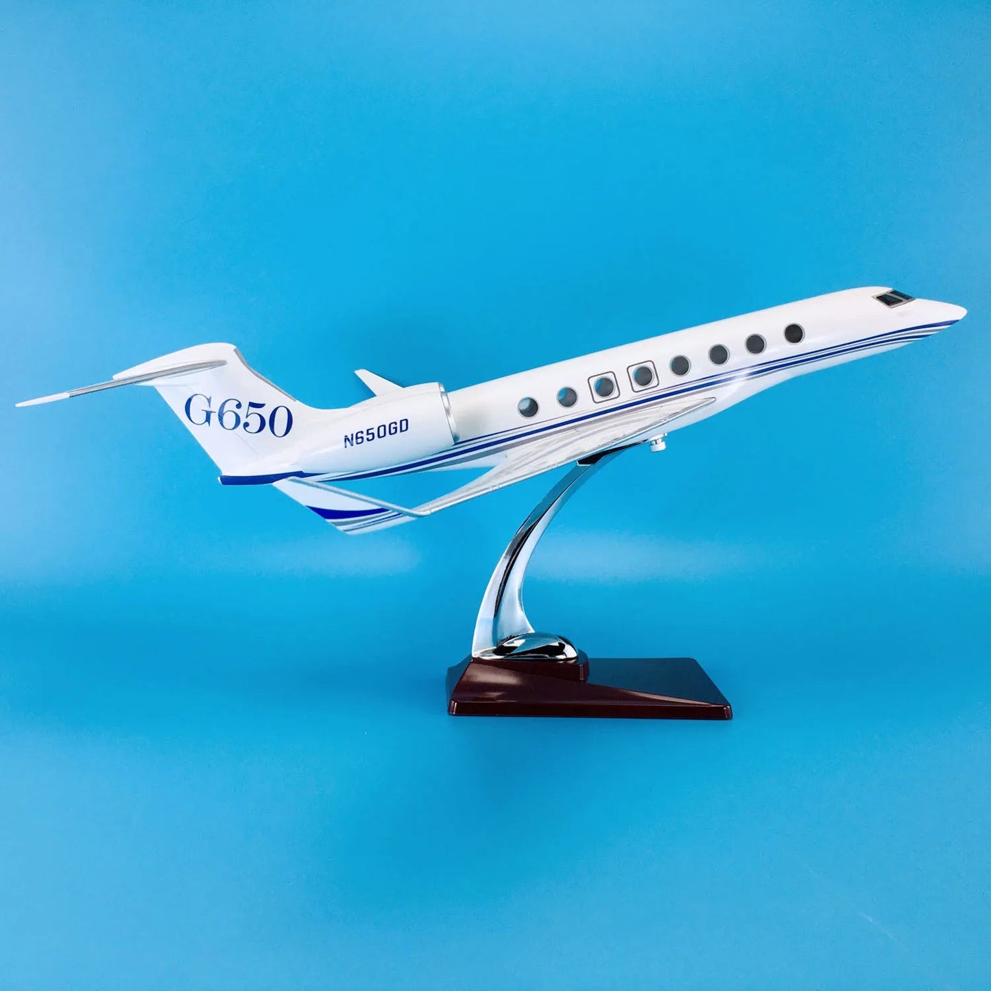 ALDO Creative Arts Collectibles Scale Model Gulf Stream G650 Airplane House Colors Model Aircrafts