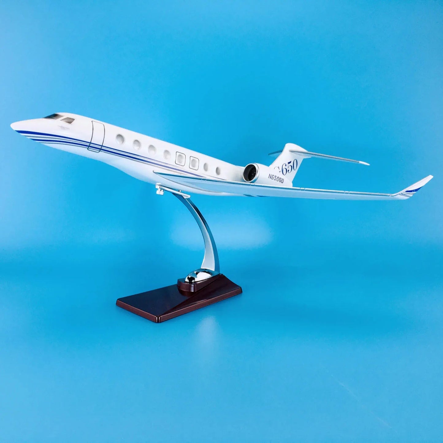 ALDO Creative Arts Collectibles Scale Model Gulf Stream G650 Airplane House Colors Model Aircrafts