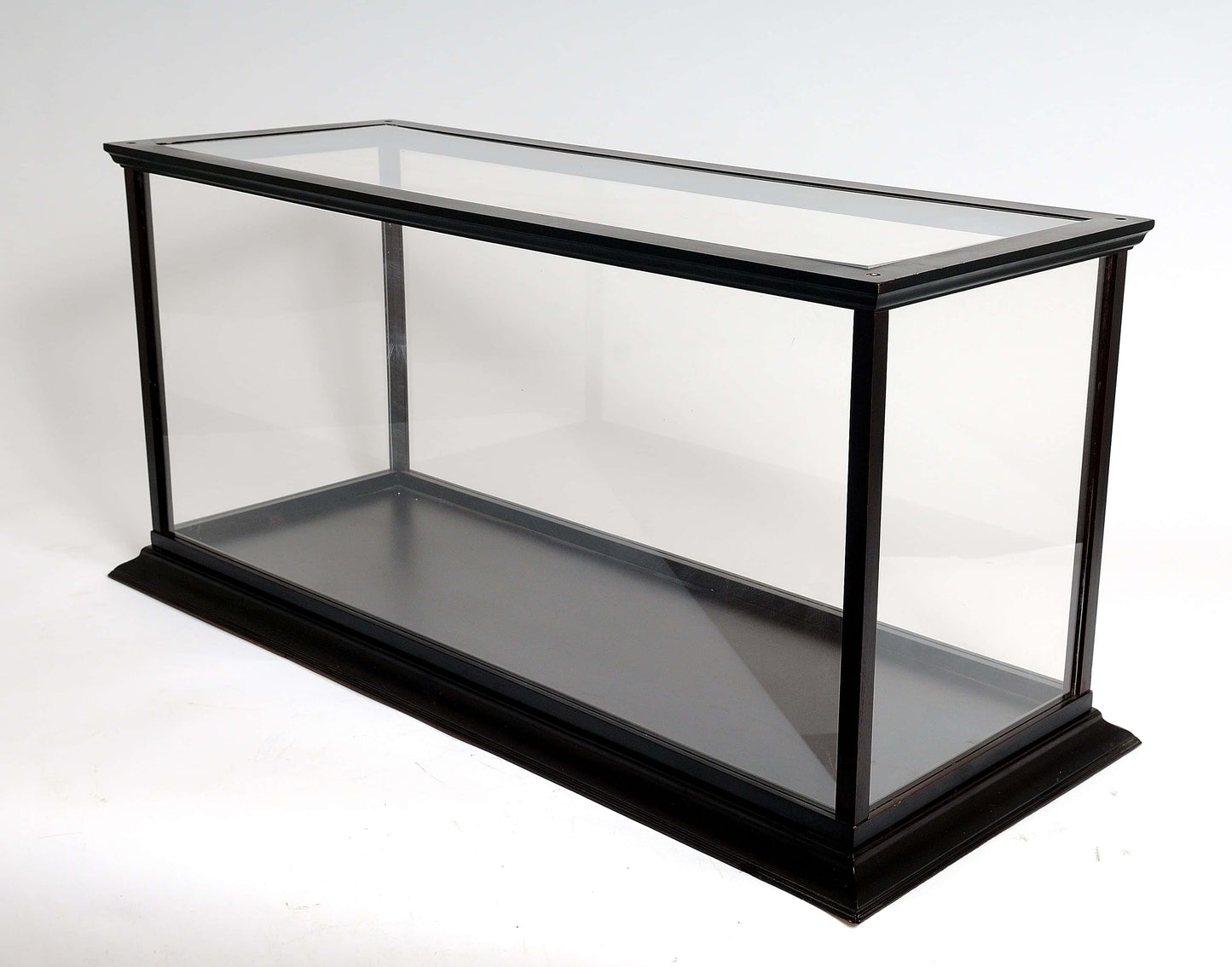 ALDO Creative Arts Collectibles Scale Model Outside : L: 37.5 W: 14 H: 15 Inches / Inside : 36L x 12W x 13.5H inches. / NEW / Mahogany Wood and with Plexiglass Panels Display Case Large Wood with Plexiglass Panels Table Top Cabinet for Speed Boat Models