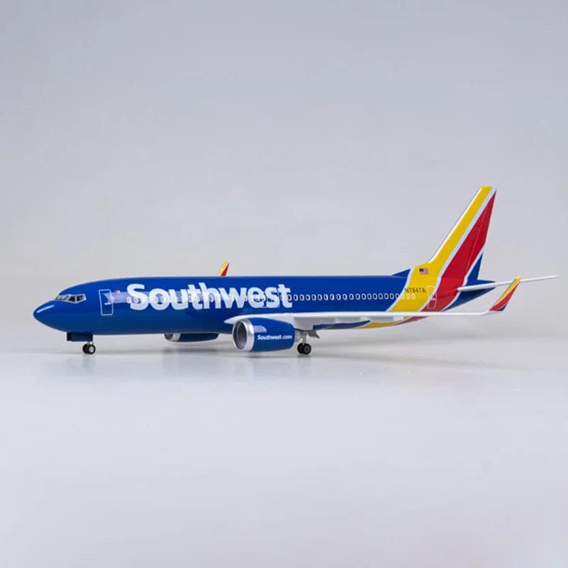 ALDO Creative Arts Collectibles Scale Model Southwest Airlines Boeing 737-700 B737-700 Model Aircraft With Landing Gears and LED Lights