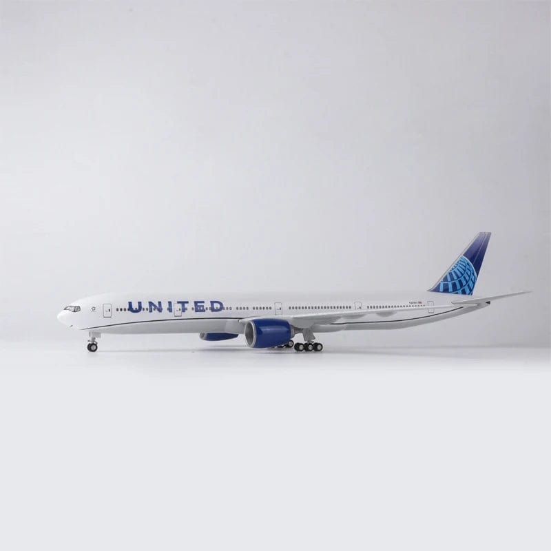 ALDO Creative Arts Collectibles Scale Model United Airlines Boeing 777 B777 Model Aircraft With Landing Gears and LED Lights