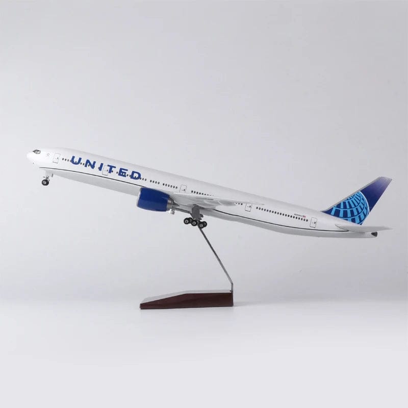 ALDO Creative Arts Collectibles Scale Model United Airlines Boeing 777 B777 Model Aircraft With Landing Gears and LED Lights