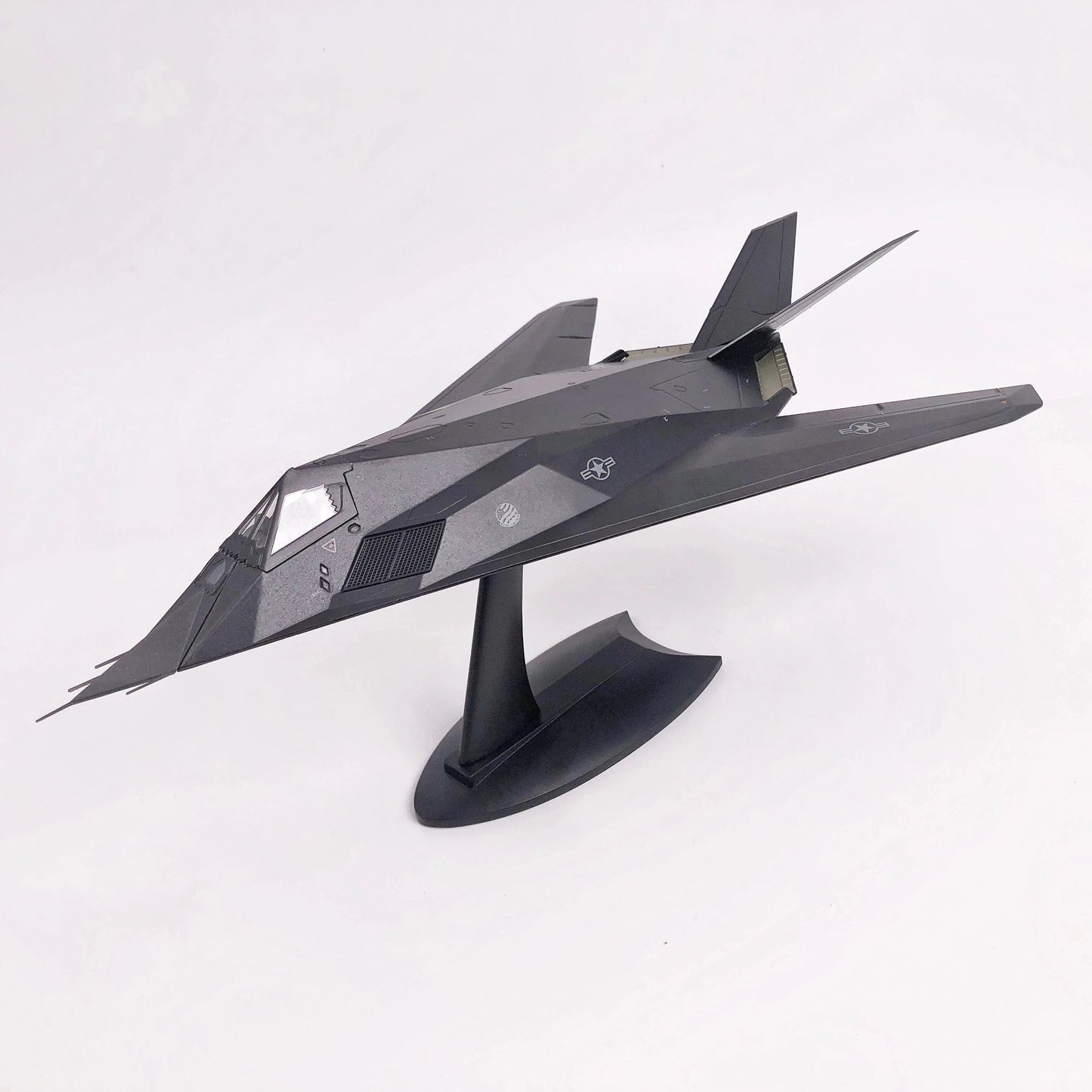 ALDO Creative Arts Collectibles Scale Model United States Airforce Airplane F117 Nighthawk Stealth Fighter Diecast Model Aircraft