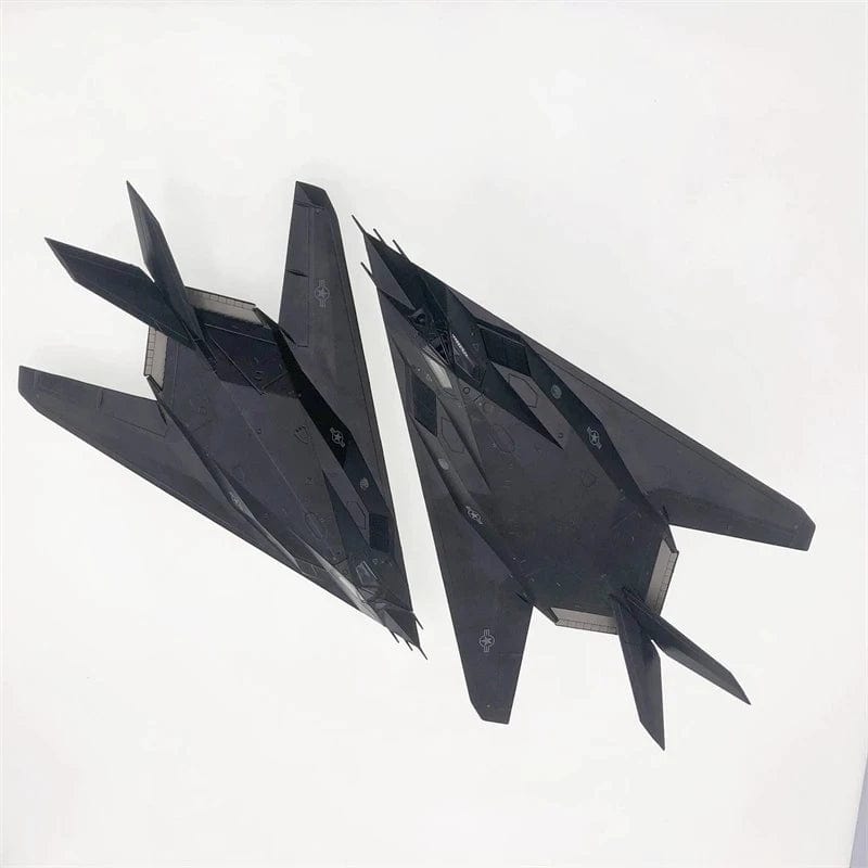 ALDO Creative Arts Collectibles Scale Model United States Airforce Airplane F117 Nighthawk Stealth Fighter Diecast Model Aircraft