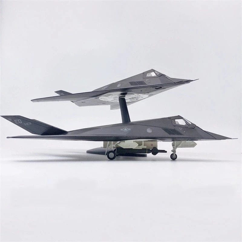 ALDO Creative Arts Collectibles Scale Model United States Airforce Airplane F117 Nighthawk Stealth Fighter Diecast Model Aircraft