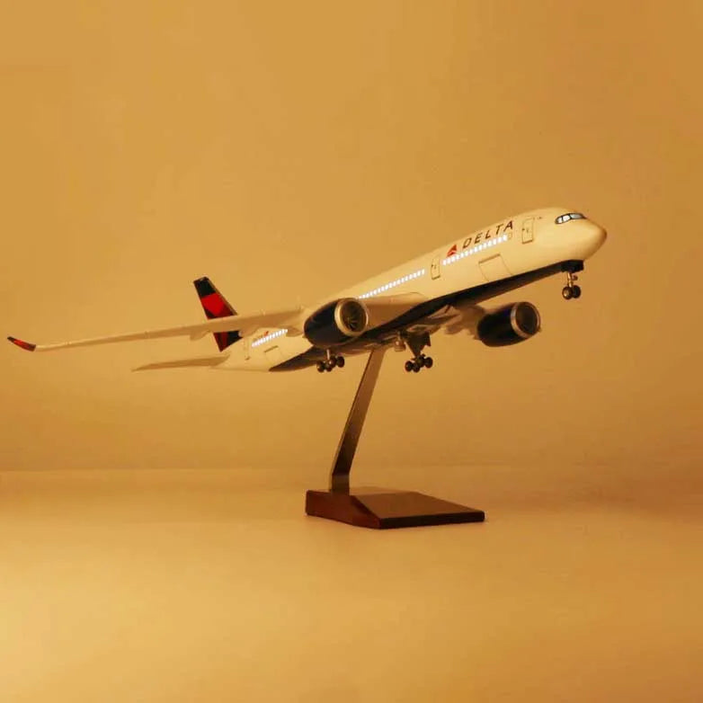 ALDO Creative Arts Collectibles Scale Model With Lights Delta Airlines Airbus 350 A350 Model Aircraft With Landing Gears and LED Lights