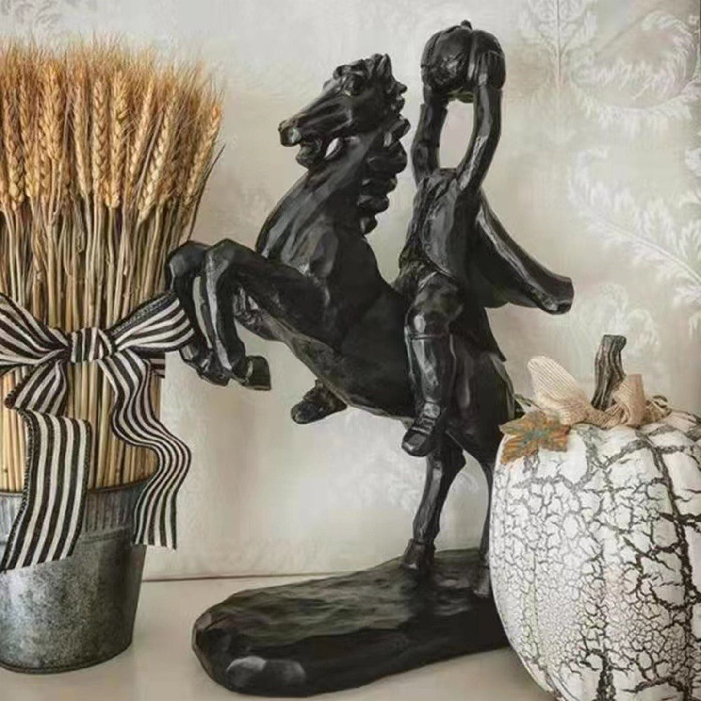 ALDO Décor>Artwork>Sculptures & Statues 8.25×4.74×3.56inch / NEW / resin Headless Horseman Halloween Statue