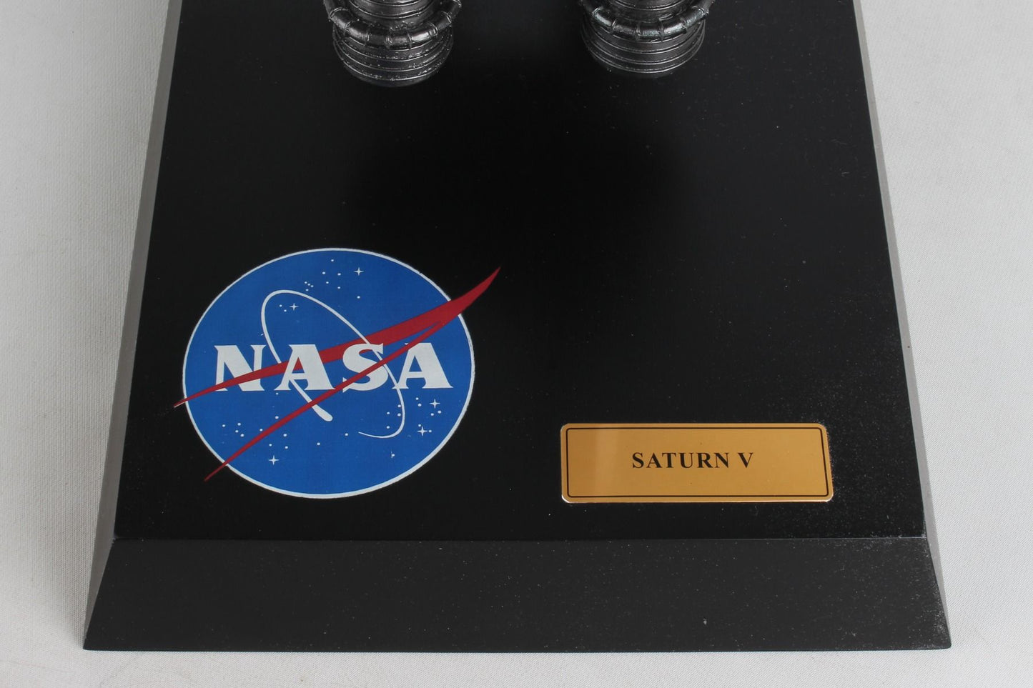 ALDO > Hobbies & Creative Arts> Collectibles> Scale Model 43.50" tall x 7.75" wide at base / New / wood NASA Saturn V Legendary Moon Rocket XLarge LSV Wood Model Spacecraft