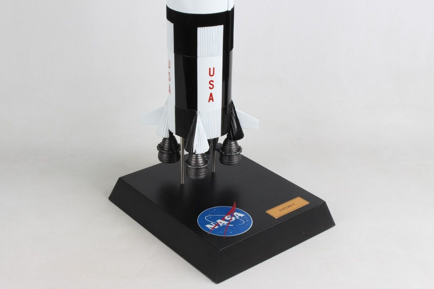 ALDO > Hobbies & Creative Arts> Collectibles> Scale Model 43.50" tall x 7.75" wide at base / New / wood NASA Saturn V Legendary Moon Rocket XLarge LSV Wood Model Spacecraft