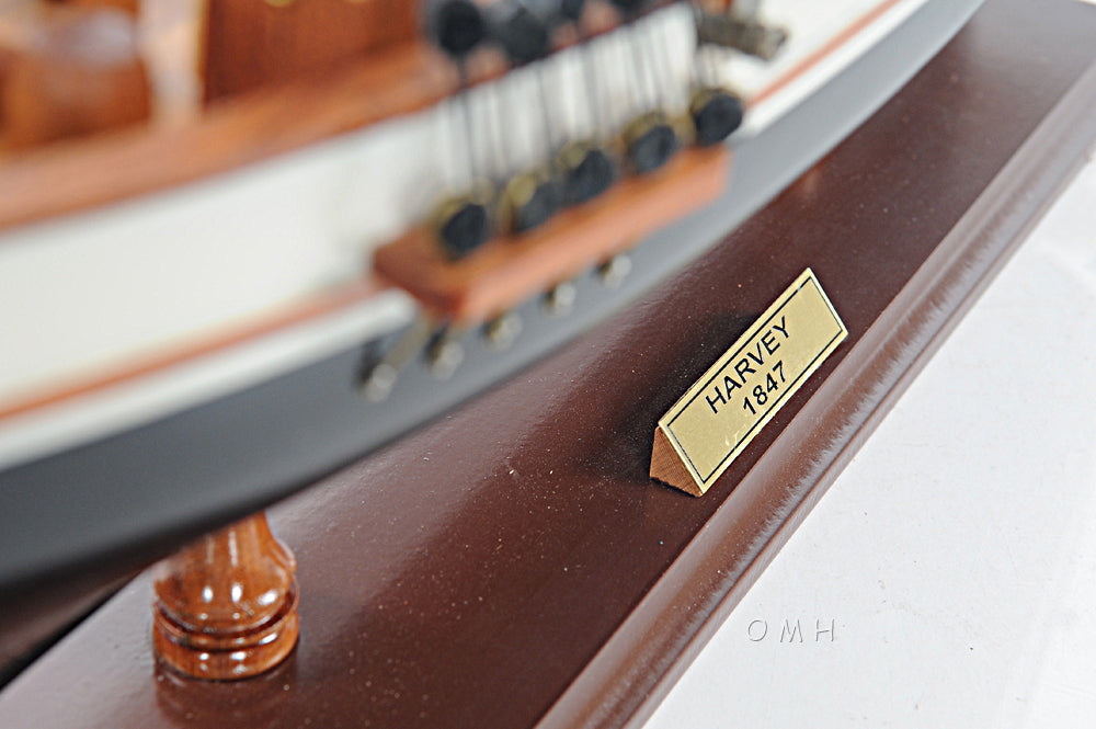 ALDO > Hobbies & Creative Arts> Collectibles> Scale Model Harvey Baltimore Clipper Painted Tall Ship Large Wood Model Boat Assembled