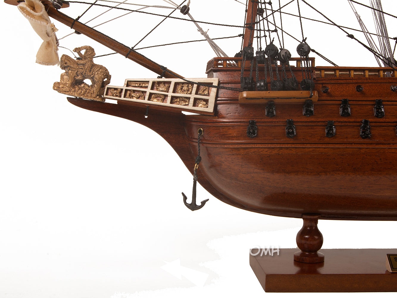 Aldo Hobbies & Creative Arts> Collectibles> Scale Model HMS Sovereign Of The Seas Tall Ship Small Wood Model Sailboat Assembled