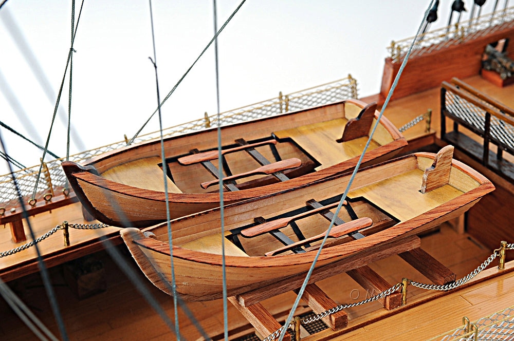 Aldo Hobbies & Creative Arts> Collectibles> Scale Model HMS Victory Xtract Large Tallship Wood Model Sailboat Assembled With Display Case XL No Glass