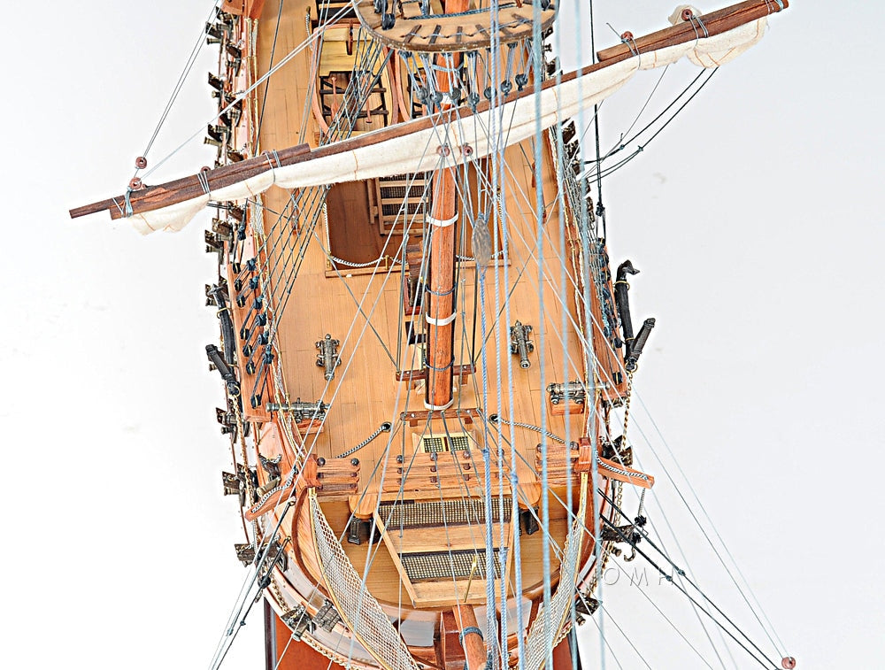 Aldo Hobbies & Creative Arts> Collectibles> Scale Model HMS Victory Xtract Large Tallship Wood Model Sailboat Assembled With Display Case XL No Glass