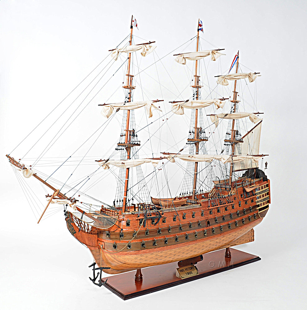 Aldo Hobbies & Creative Arts> Collectibles> Scale Model HMS Victory Xtract Large Tallship Wood Model Sailboat Assembled With Display Case XL No Glass