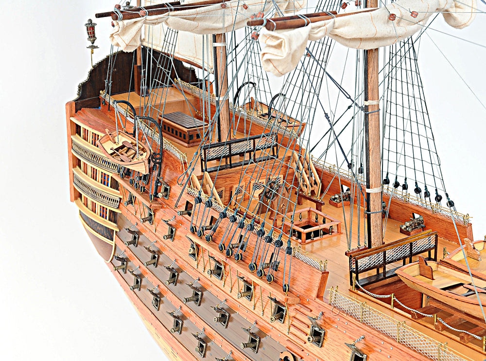 Aldo Hobbies & Creative Arts> Collectibles> Scale Model HMS Victory Xtract Large Tallship Wood Model Sailboat Assembled With Display Case XL No Glass