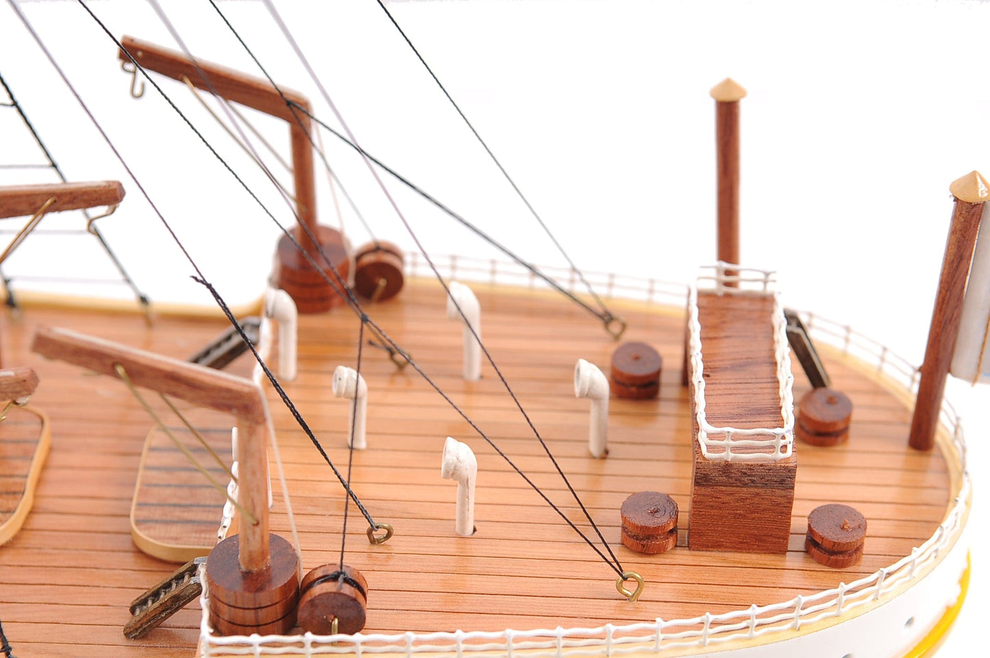 ALDO Hobbies & Creative Arts> Collectibles> Scale Model L: 25 W: 3.5 H: 10 Inches / NEW / Wood RMS Titanic Painted Small Passenger Ship Ocean Liner Wood Model Assembled
