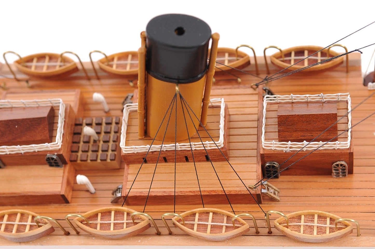 ALDO Hobbies & Creative Arts> Collectibles> Scale Model L: 25 W: 3.5 H: 10 Inches / NEW / Wood RMS Titanic Painted Small Passenger Ship Ocean Liner Wood Model Assembled