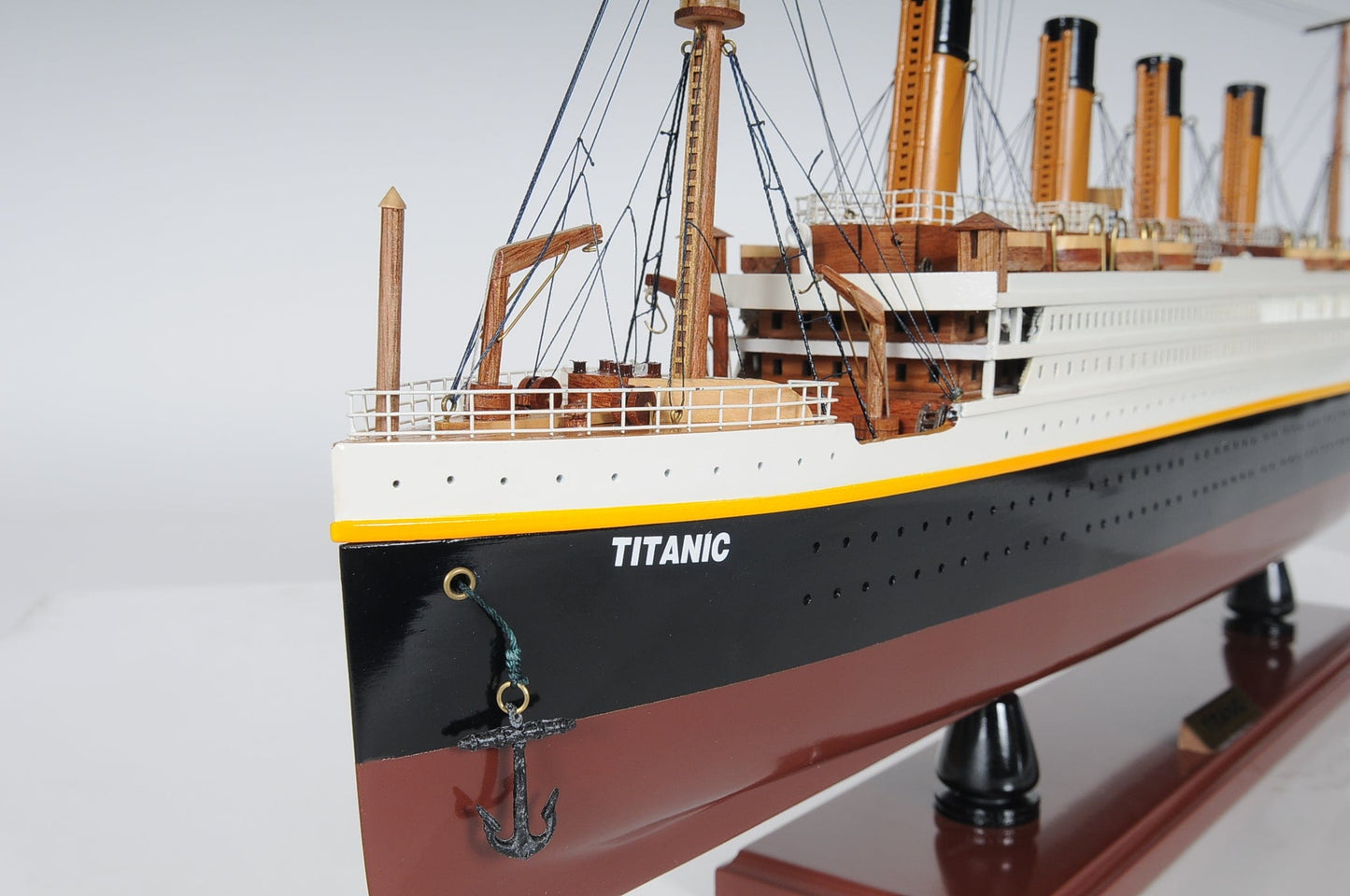 ALDO Hobbies & Creative Arts> Collectibles> Scale Model L: 32 W: 4 H: 13 Inches / NEW / Wood RMS Titanic Painted Medium With lights Passenger Ship Ocean Liner Wood Model Assembled