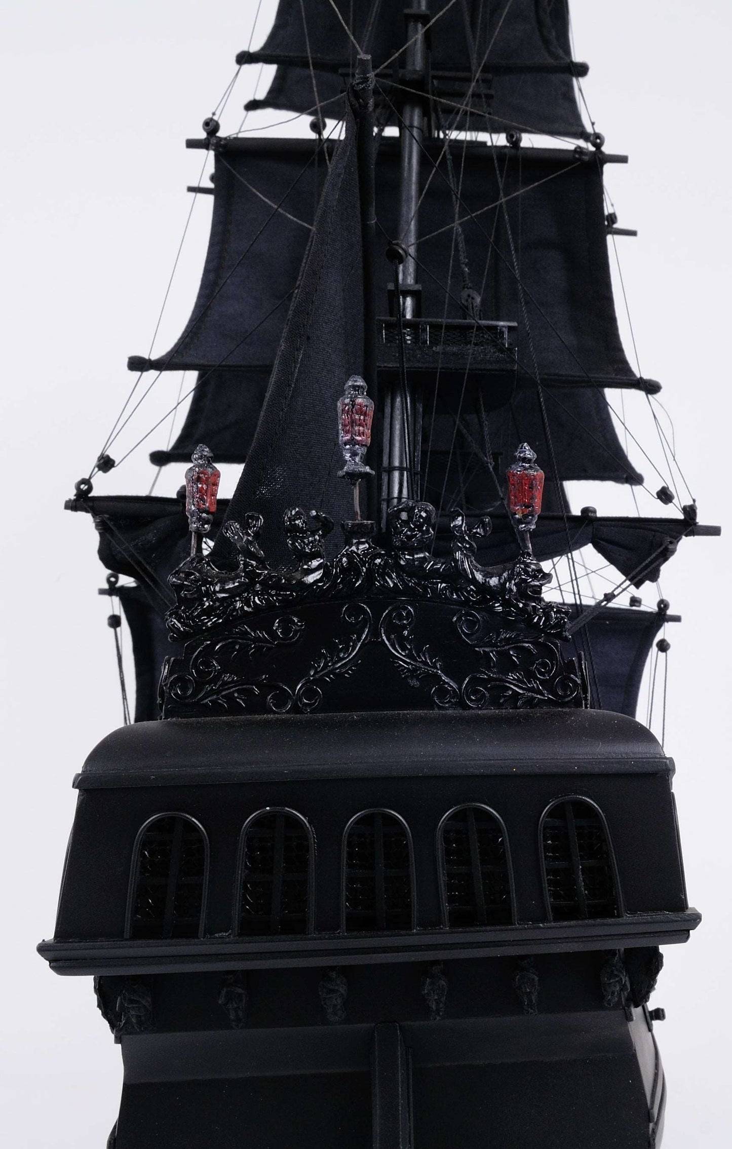 ALDO Hobbies & Creative Arts> Collectibles> Scale Model L: 35.4 W: 13.5 H: 29.5 Inches / NEW / Wood Black Pearl Pirates of The Caribbean Medium Tall Ship Wood Model Sailboat With Table Top Display Case Front OpenAssembled