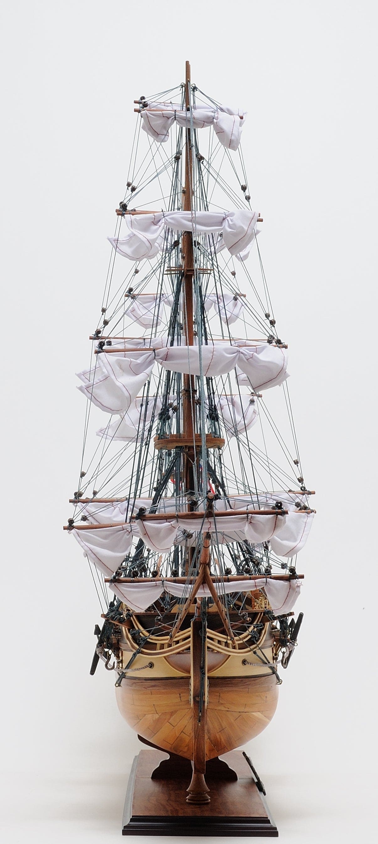ALDO Hobbies & Creative Arts> Collectibles> Scale Model L: 35.4 W: 13.5 H: 29.5 Inches / NEW / Wood USS Constitution Medium Tall Ship Wood Model Sailboat With Tabletop Display Front Open Case Combo Assembled
