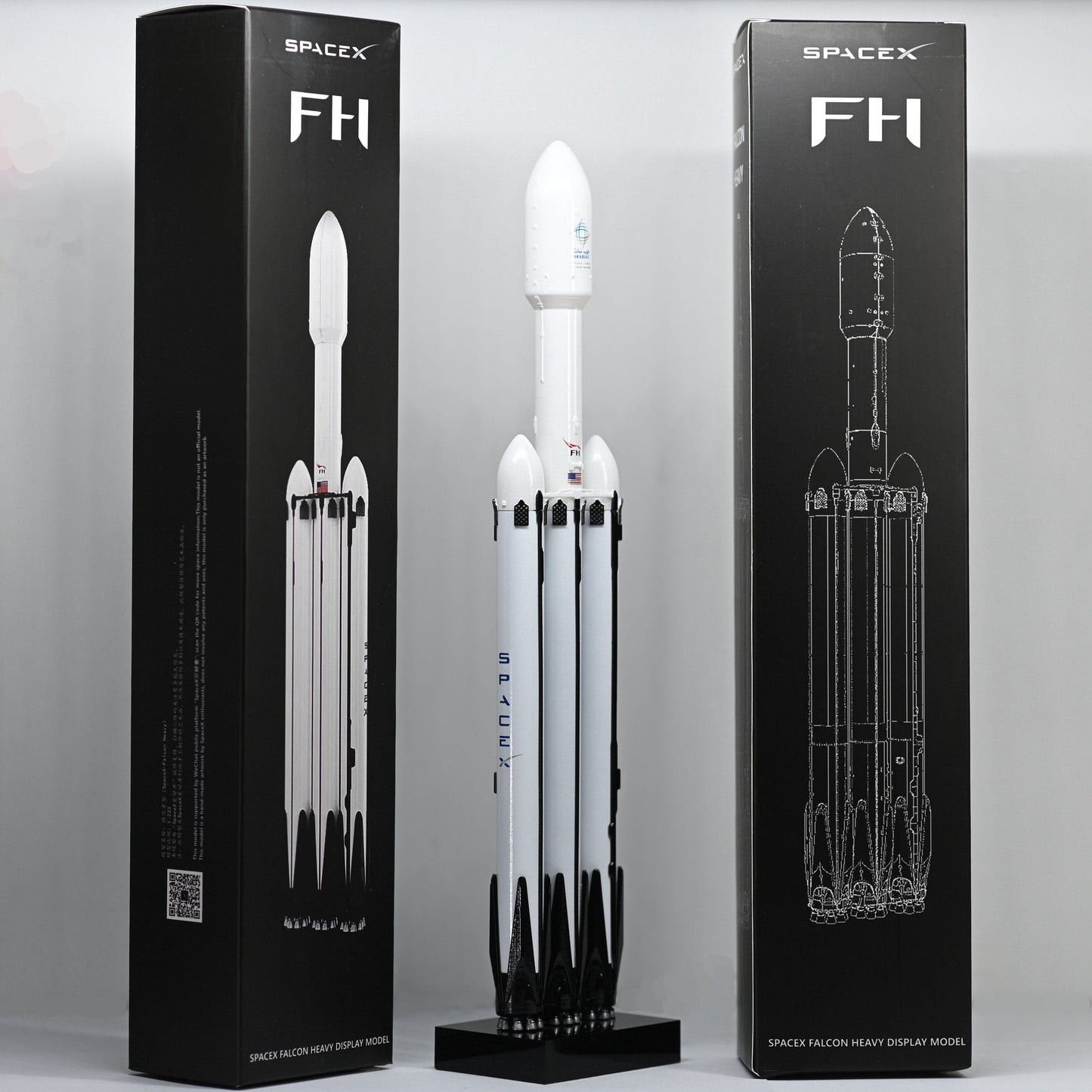 ALDO > Hobbies & Creative Arts> Collectibles> Scale Model NASA Space X Model Rocket Falcon Super Heavy Spacecraft Model Desk Top Display.