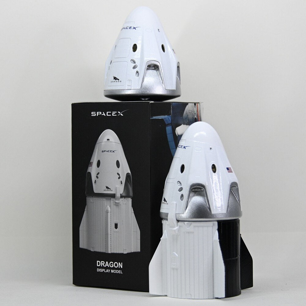 ALDO > Hobbies & Creative Arts> Collectibles> Scale Model NASA Space X Model Starship Rocket Dragon Astronaut Crew Madual Spacecraft Model Desk Top Display