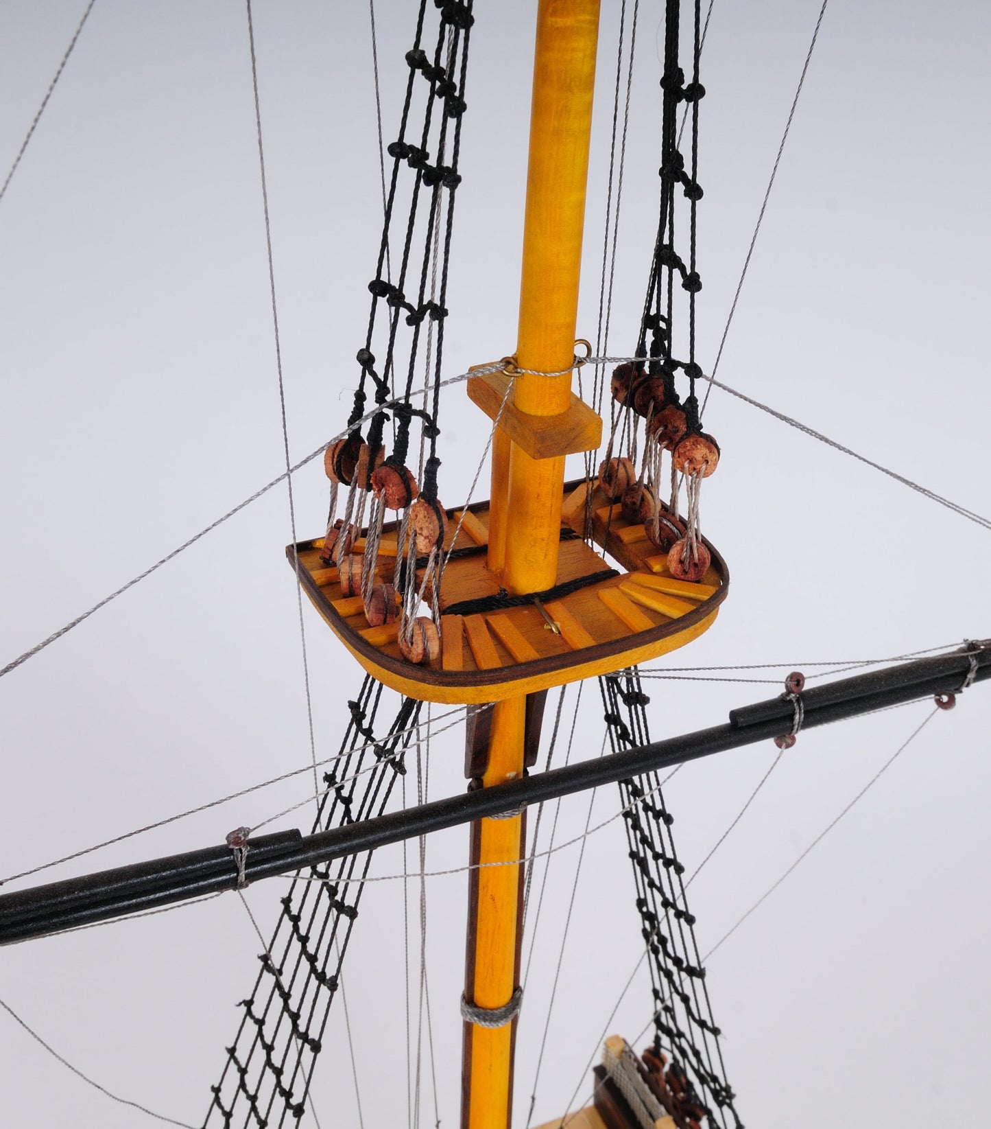 Aldo Hobbies & Creative Arts> Collectibles> Scale Model new / Wood / L: 12.25 W: 4 H: 35.25 Inches HMS Victory British Fighting Vessel Admiral Horatio Nelson’s flagship Tallship Cross Section Excusive Wood Model Sailboat Assembled