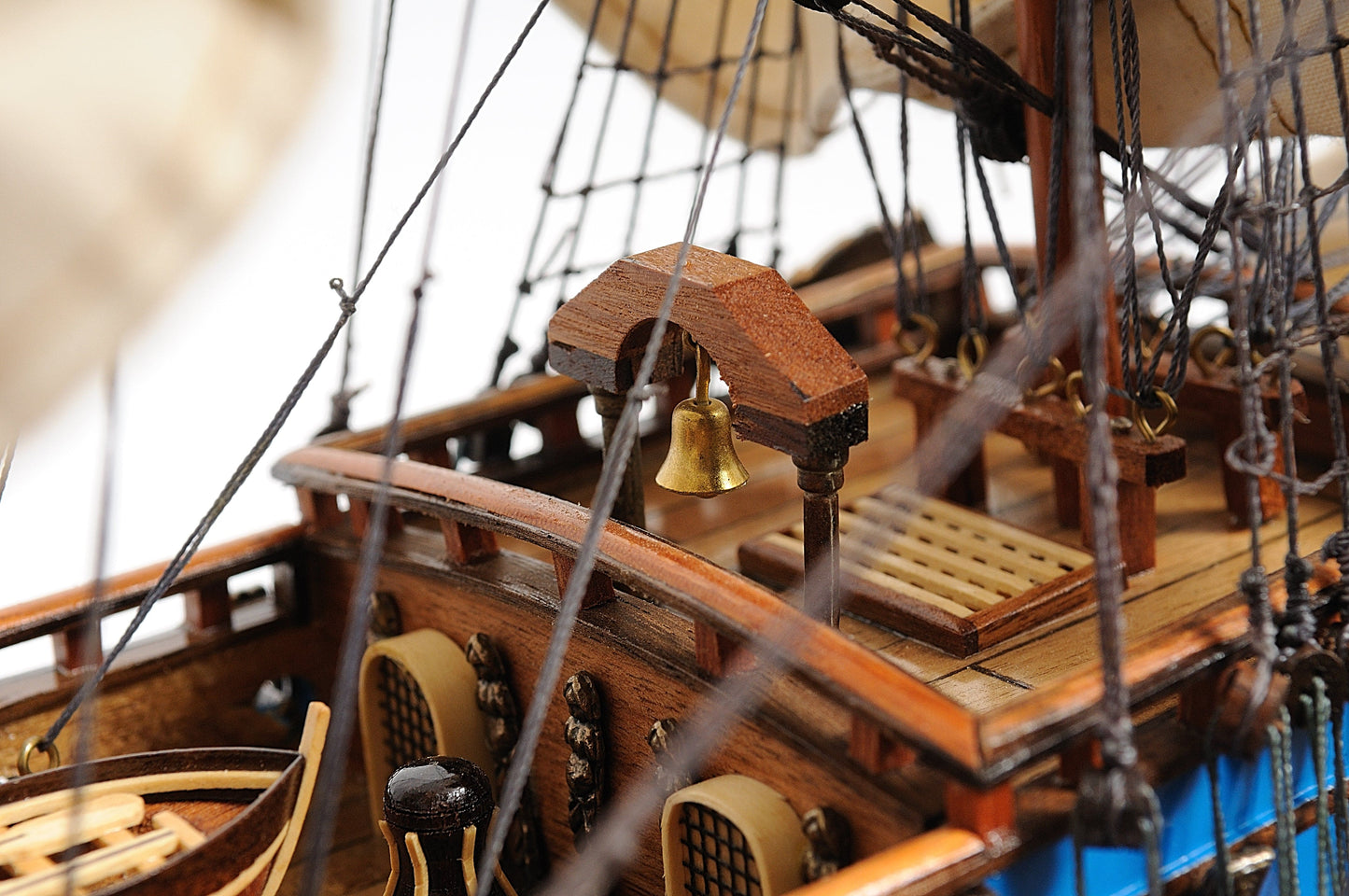 Aldo Hobbies & Creative Arts> Collectibles> Scale Model new / Wood / L: 22 W: 7.5 H: 21.5 Inches Peter the Great Flagship Tallship Providence of God Goto Predestination Excusive Edition Small Wood Model Sailboat Assembled