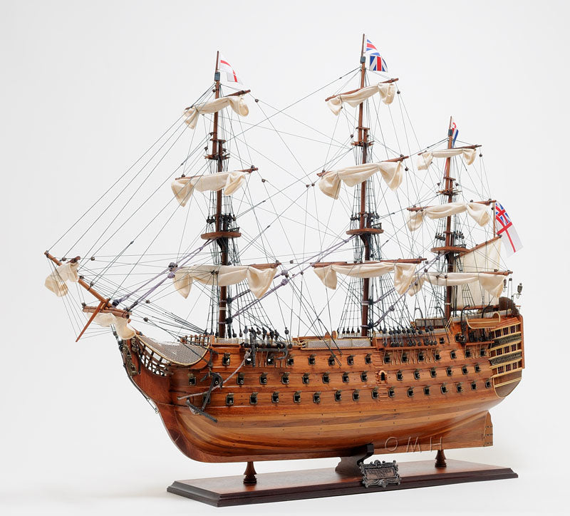 Aldo Hobbies & Creative Arts> Collectibles> Scale Model new / Wood / L: 35.4 W: 13.5 H: 29.5 Inches HMS Victory Midsize EE Tall Ship Wood Model Sailboat Assembled With Display Case Front Open and Glass
