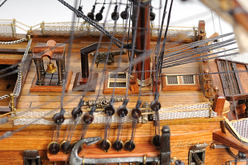 Aldo Hobbies & Creative Arts> Collectibles> Scale Model new / Wood / L: 35.4 W: 13.5 H: 29.5 Inches HMS Victory Midsize EE Tall Ship Wood Model Sailboat Assembled With Display Case Front Open and Glass