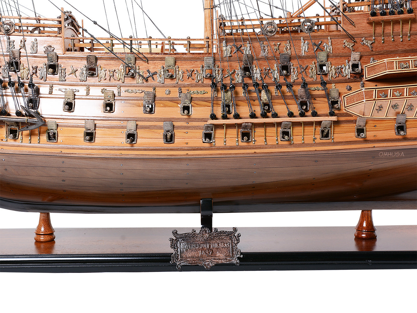 Aldo Hobbies & Creative Arts> Collectibles> Scale Model New / Wood / L: 35 W: 11.5 H: 32.5 Inches HMS Sovereign Of The Seas British Royal Navy Tall Ship Large E.E. Wood Model Sailboat No Sales Assembled