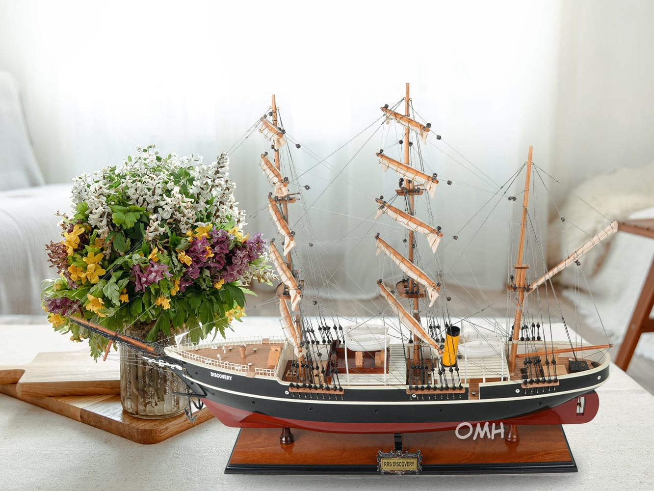 ALDO Hobbies & Creative Arts> Collectibles> Scale Model RRS Discovery Wood Model Sailboat Steamship Assembled