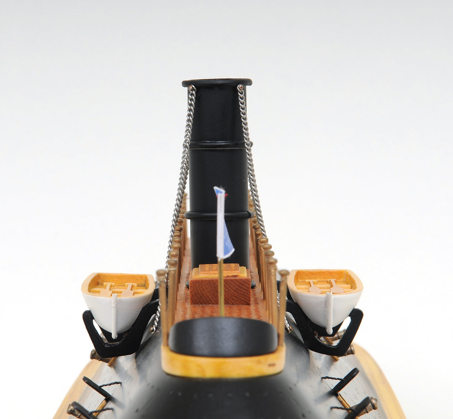 ALDO Hobbies & Creative Arts > Collectibles > Scale Models L: 38.5 W: 9.5 H: 16 Inches / NEW / wood C.S.S. Virginia Ironclad Steam Powered Ship Exclusive Edition Wood Model Assembled with Display Case