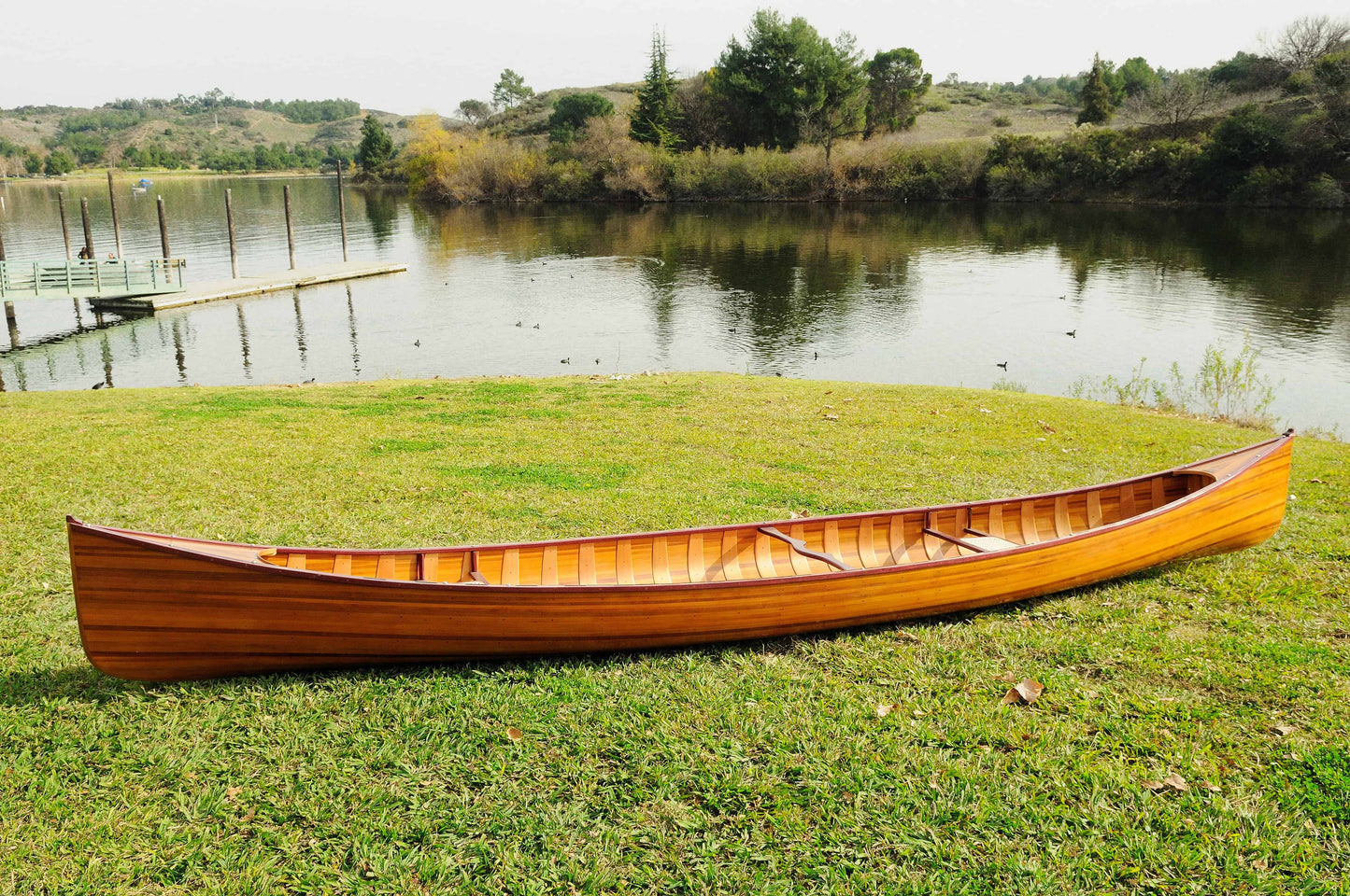 ALDO Kayaking, Canoeing & Rafting>Canoes L: 216 W: 35.5 H: 27 Inches / NEW / wood Real High Quality Canadian Cedar Canoe With Ribs18 feet