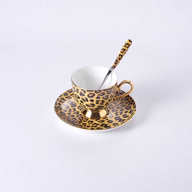 ALDO > Kitchen & Dining > Tableware > Dinnerware Leopard Style Luxury Coffee and Tea Porcelain 24 Karat Gold Plated Sets For Six