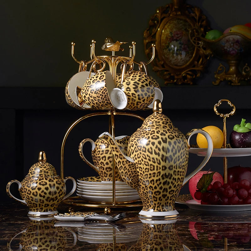 ALDO > Kitchen & Dining > Tableware > Dinnerware Leopard Style Luxury Coffee and Tea Porcelain 24 Karat Gold Plated Sets For Six