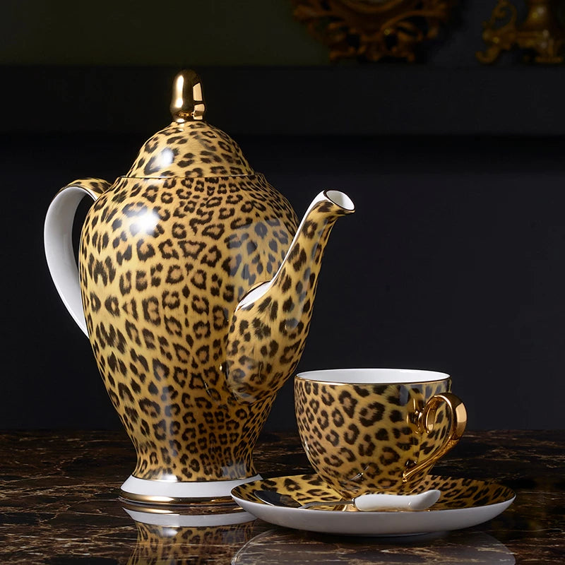 ALDO > Kitchen & Dining > Tableware > Dinnerware Leopard Style Luxury Coffee and Tea Porcelain 24 Karat Gold Plated Sets For Six