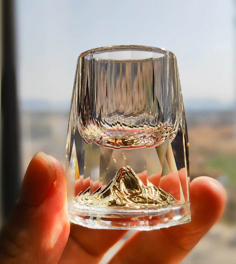 ALDO Kitchen & Dining > Tableware > Drinkware Luxury Lead Free Crystal Glass 24 karat Gold Foil Hand Blown Dimond Cut For Whisky Vodka Glasses