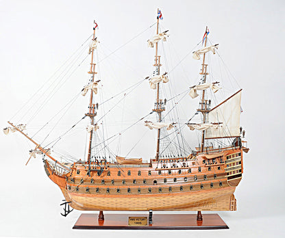 Aldo Hobbies & Creative Arts> Collectibles> Scale Model HMS Victory Xtract Large Tallship Wood Model Sailboat Assembled  With Display Case XL No Glass