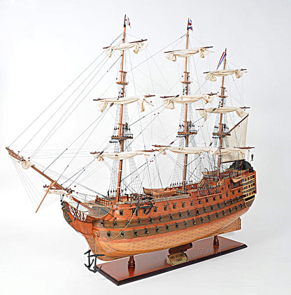 Aldo Hobbies & Creative Arts> Collectibles> Scale Model HMS Victory Xtract Large Tallship Wood Model Sailboat Assembled  With Display Case XL No Glass